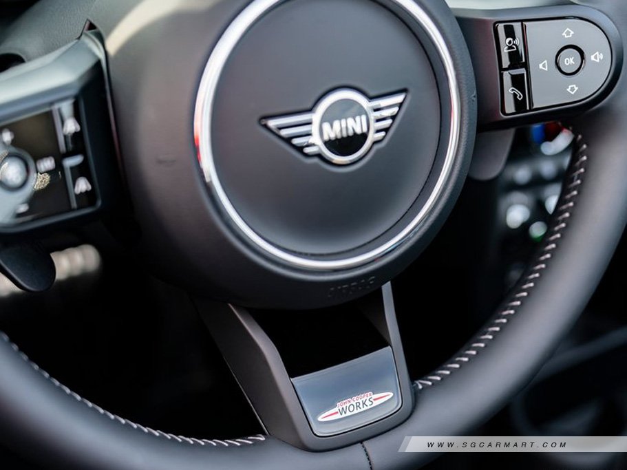 https://i.i-sgcm.com/new_cars/cars/12312/12312_g29