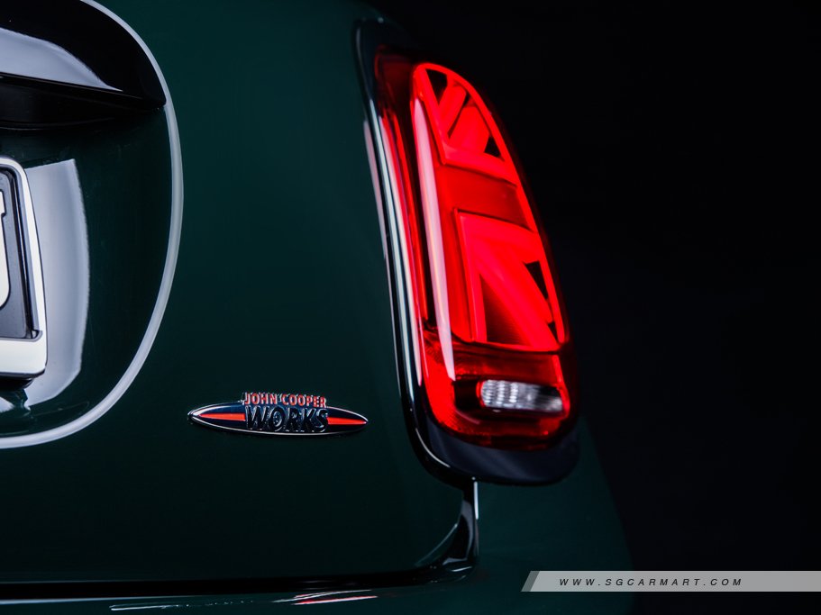 https://i.i-sgcm.com/new_cars/cars/12314/12314_g18