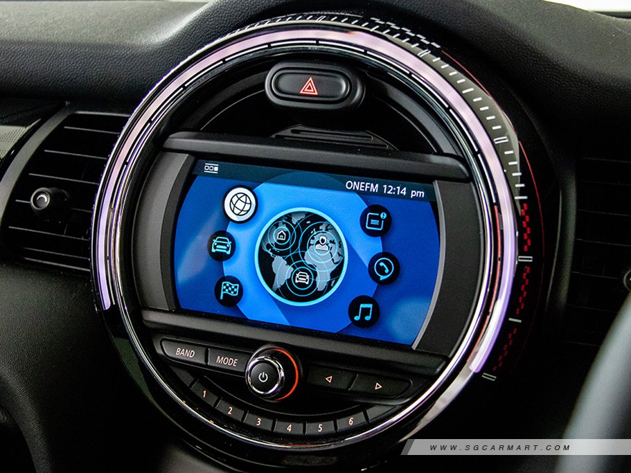 https://i.i-sgcm.com/new_cars/cars/12314/12314_g49