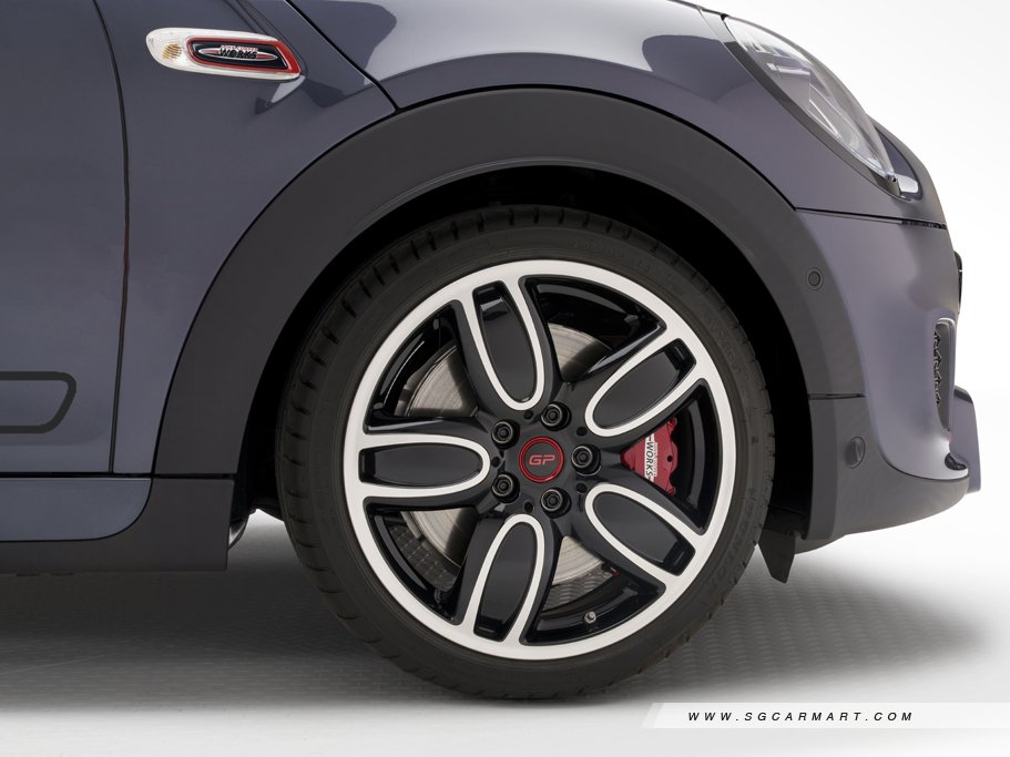 https://i.i-sgcm.com/new_cars/cars/12314/12314_g68