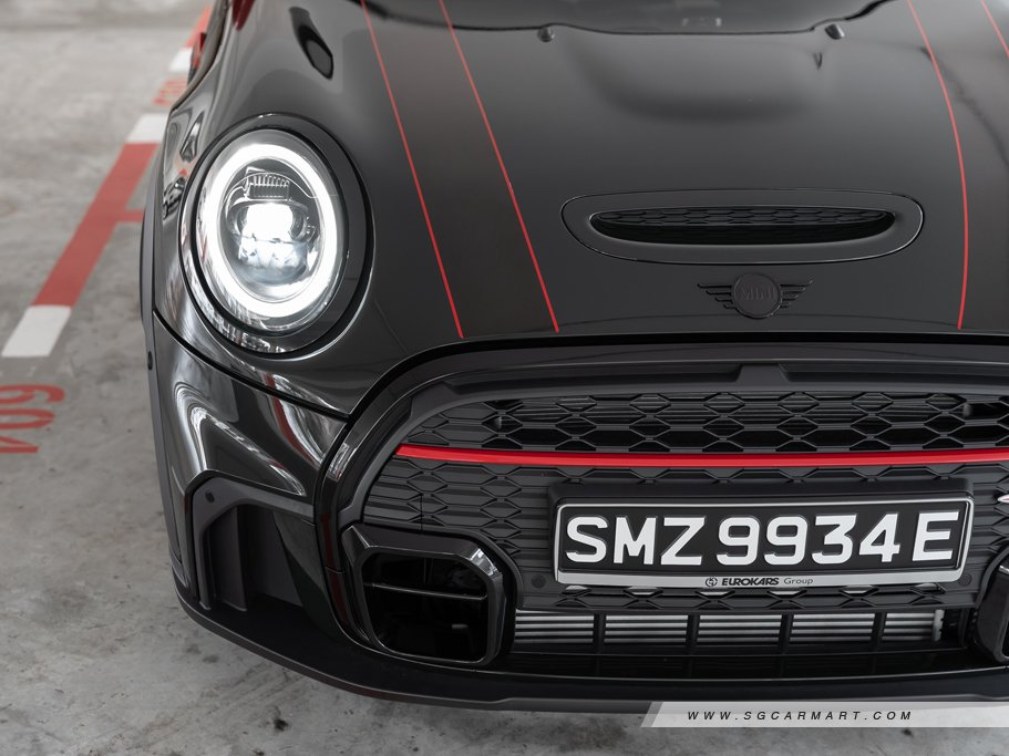 https://i.i-sgcm.com/new_cars/cars/12314/12314_g95