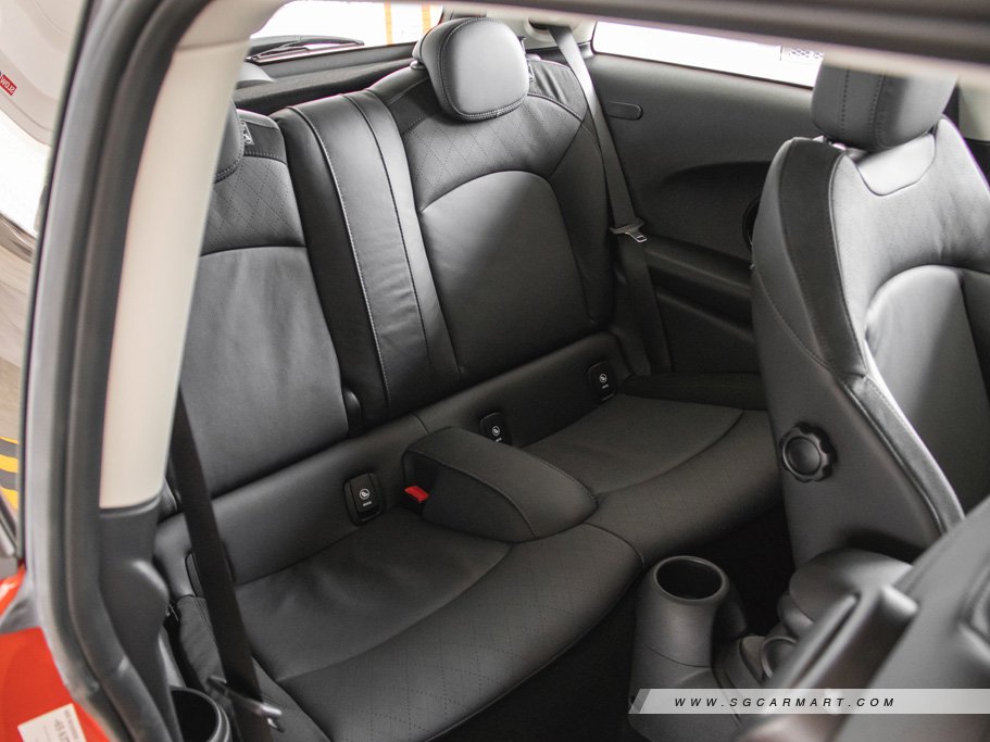 https://i.i-sgcm.com/new_cars/cars/12316/12316_g21