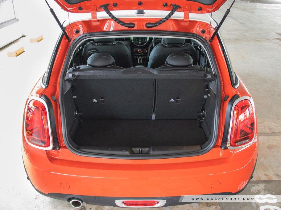 https://i.i-sgcm.com/new_cars/cars/12316/12316_g22