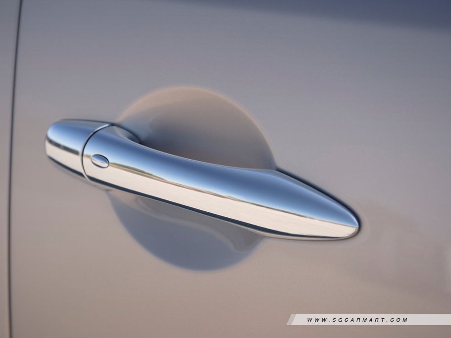 https://i.i-sgcm.com/new_cars/cars/12321/12321_g16