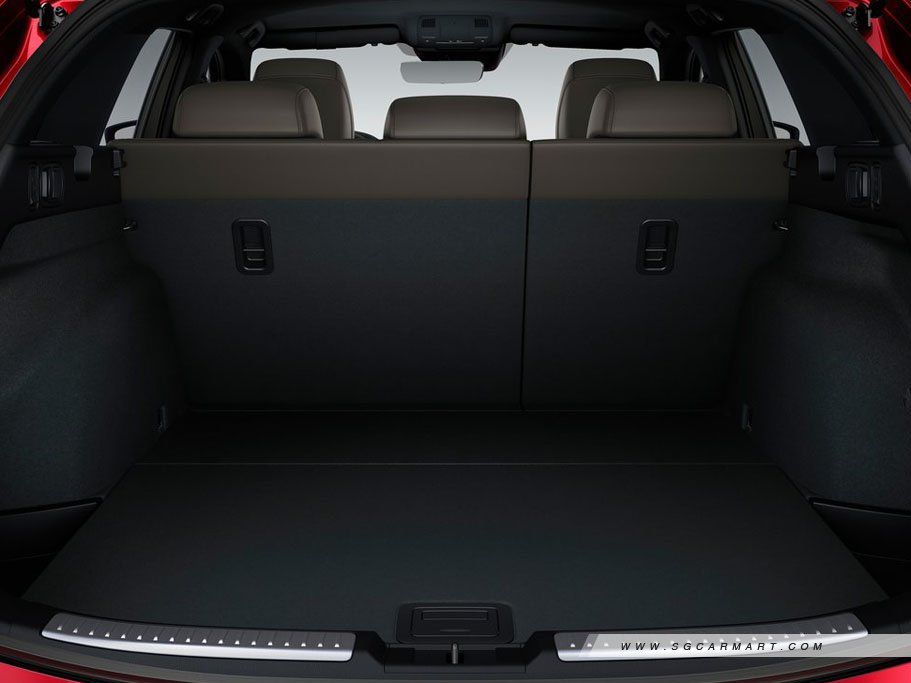 https://i.i-sgcm.com/new_cars/cars/12324/12324_g23