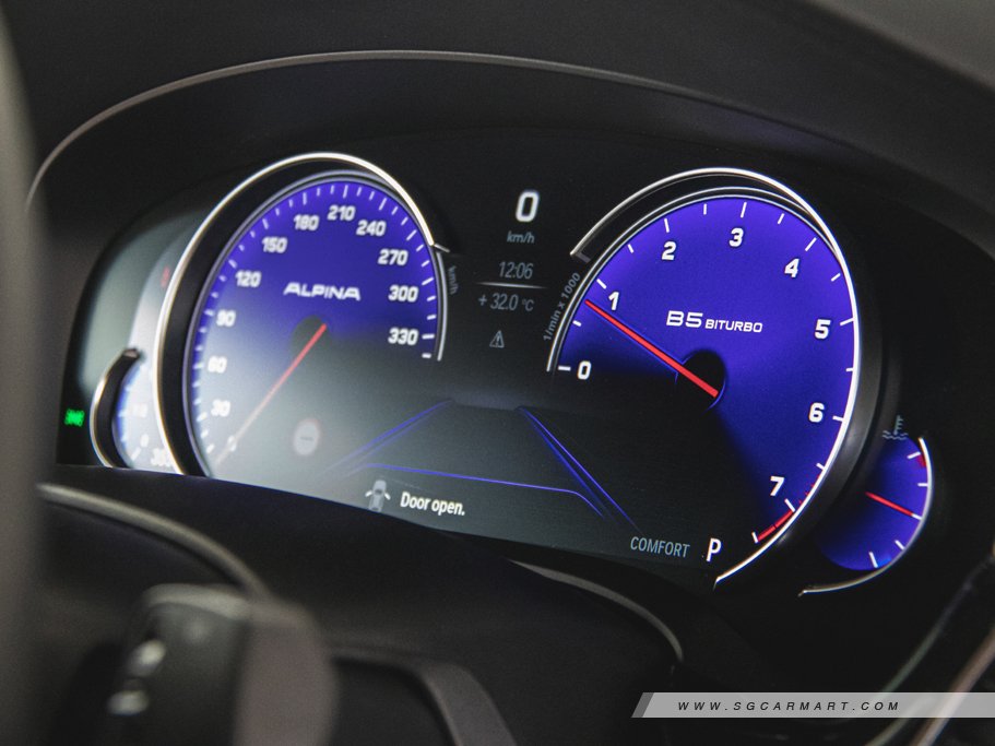 https://i.i-sgcm.com/new_cars/cars/12325/12325_g36