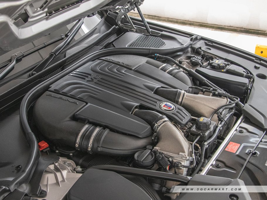 https://i.i-sgcm.com/new_cars/cars/12325/12325_g50