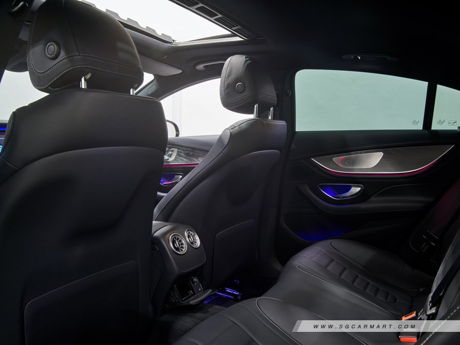 https://i.i-sgcm.com/new_cars/cars/12329/12329_g19