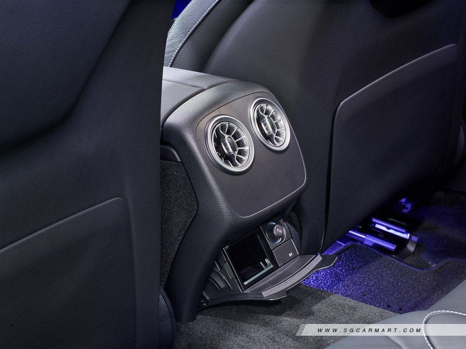 https://i.i-sgcm.com/new_cars/cars/12329/12329_g20