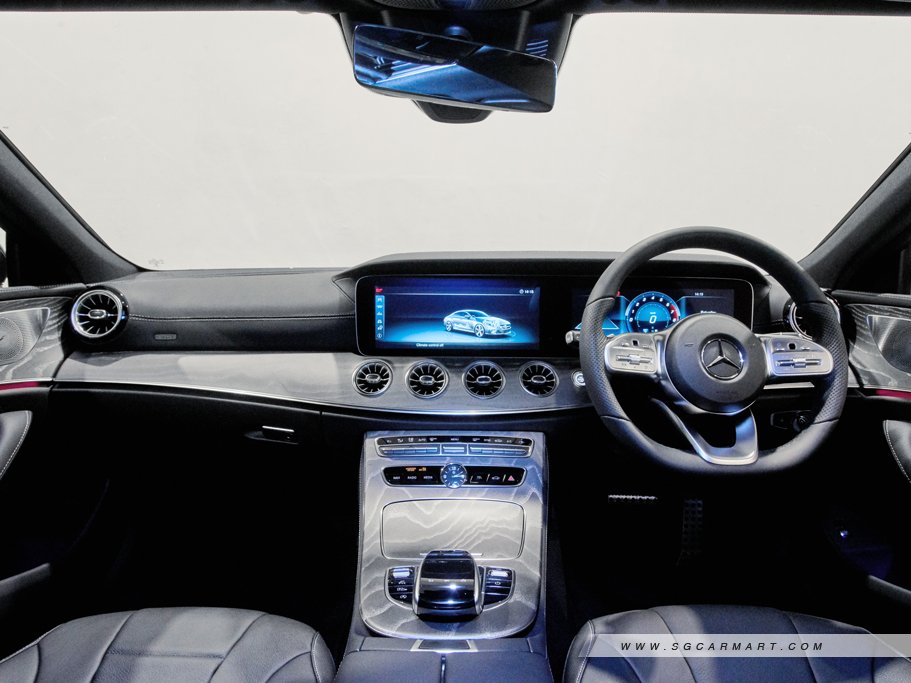 https://i.i-sgcm.com/new_cars/cars/12329/12329_g22
