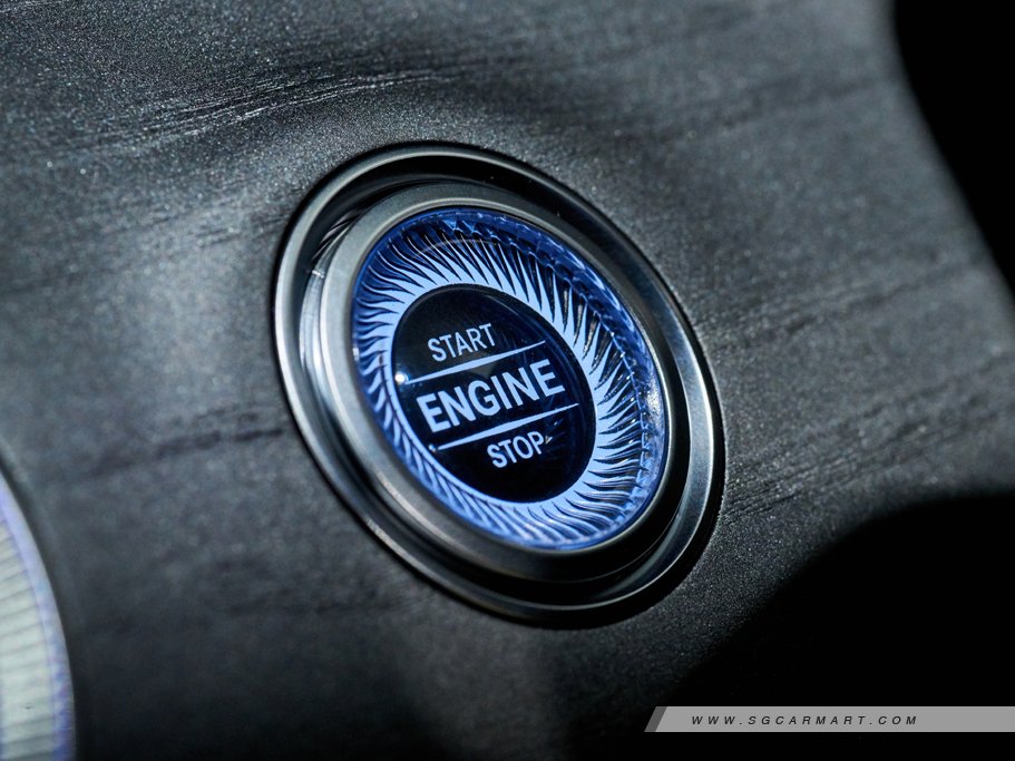 https://i.i-sgcm.com/new_cars/cars/12329/12329_g32