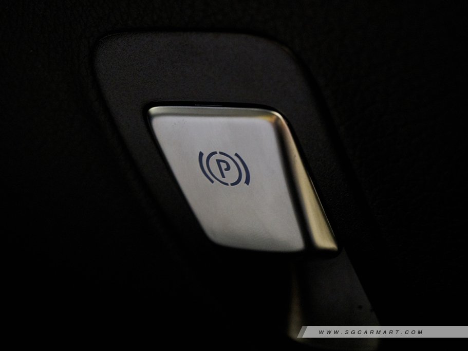 https://i.i-sgcm.com/new_cars/cars/12329/12329_g34