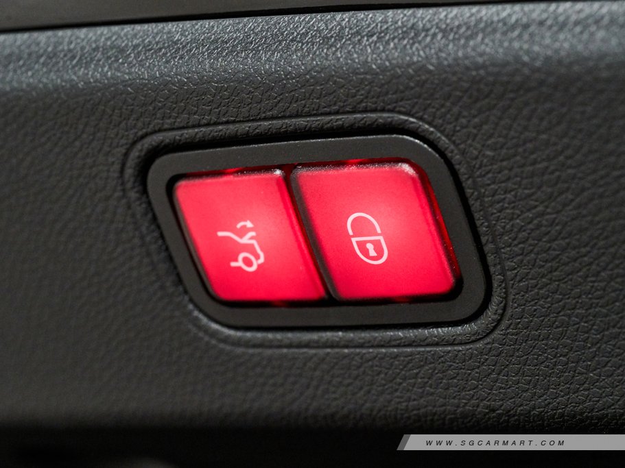 https://i.i-sgcm.com/new_cars/cars/12329/12329_g50