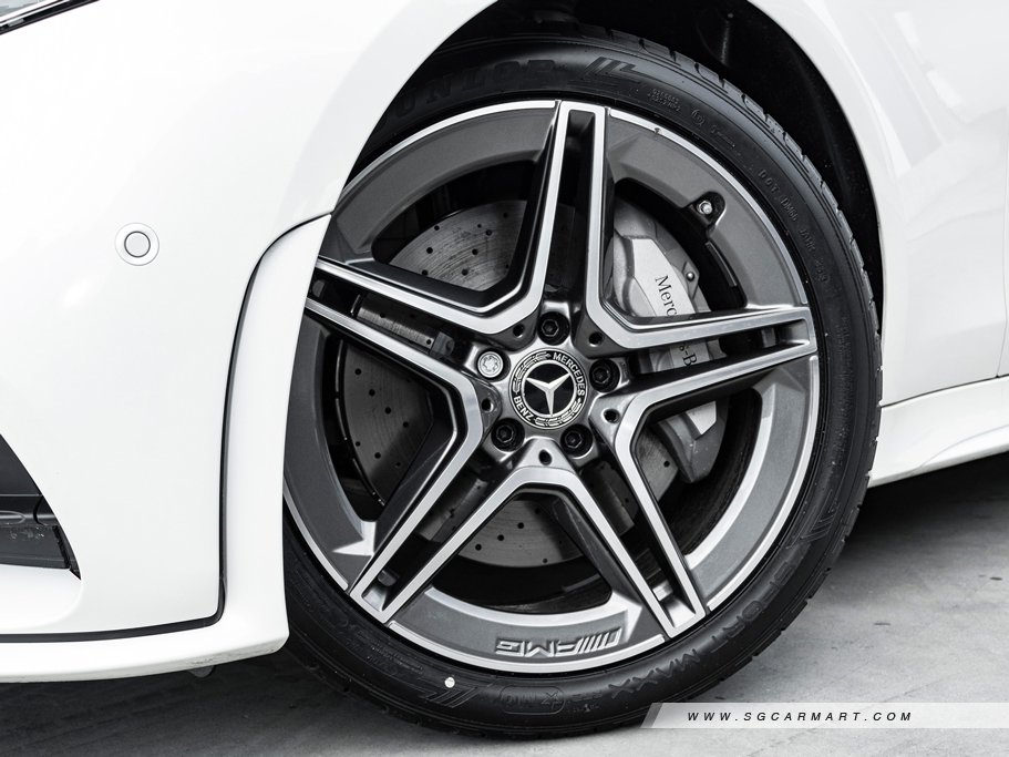 https://i.i-sgcm.com/new_cars/cars/12329/12329_g56