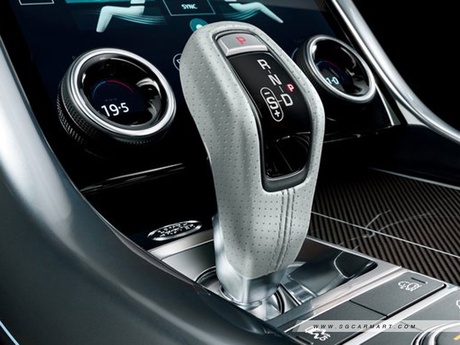 https://i.i-sgcm.com/new_cars/cars/12332/12332_g11