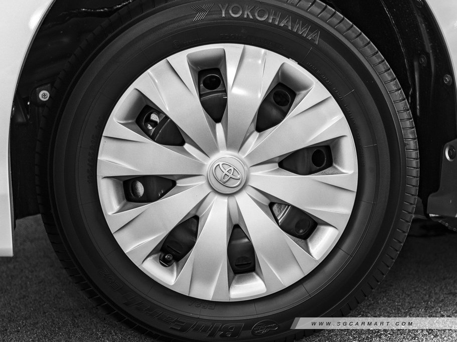 https://i.i-sgcm.com/new_cars/cars/12335/12335_g45