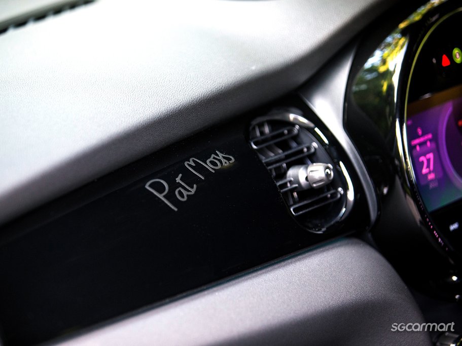 https://i.i-sgcm.com/new_cars/cars/12340/12340_g113