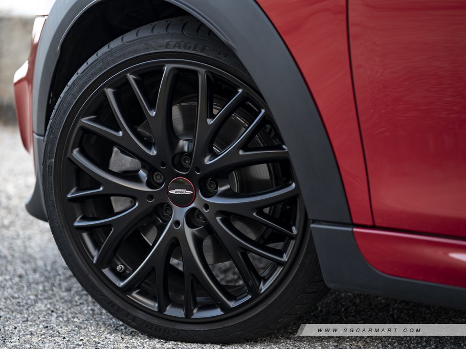 https://i.i-sgcm.com/new_cars/cars/12340/12340_g46