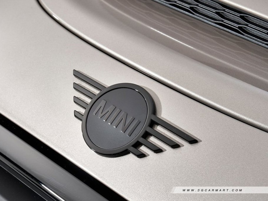 https://i.i-sgcm.com/new_cars/cars/12340/12340_g63