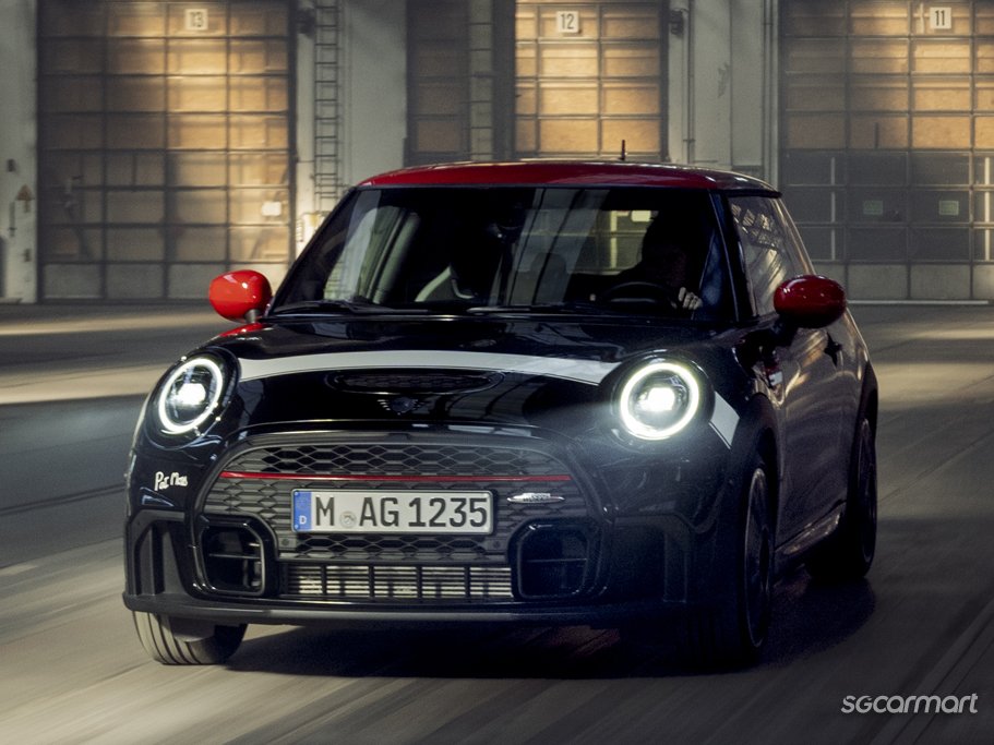 https://i.i-sgcm.com/new_cars/cars/12340/12340_g81