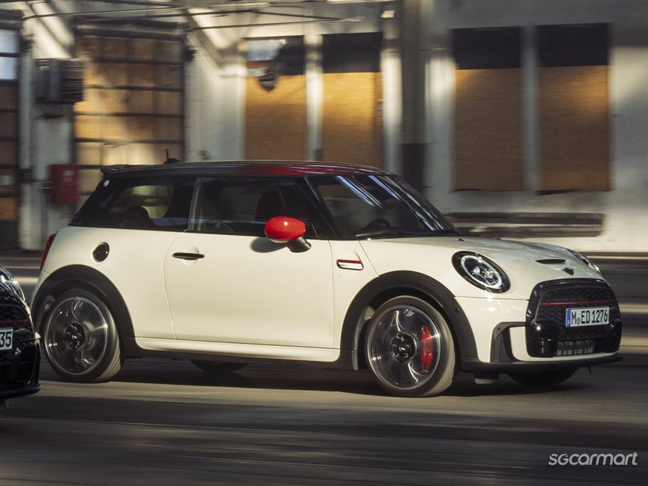 https://i.i-sgcm.com/new_cars/cars/12340/12340_g84