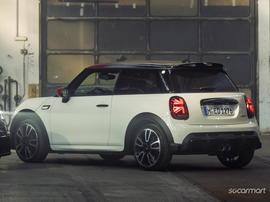 https://i.i-sgcm.com/new_cars/cars/12340/12340_g88