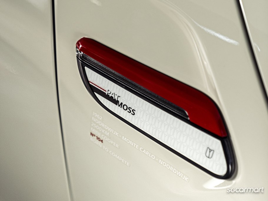 https://i.i-sgcm.com/new_cars/cars/12340/12340_g98