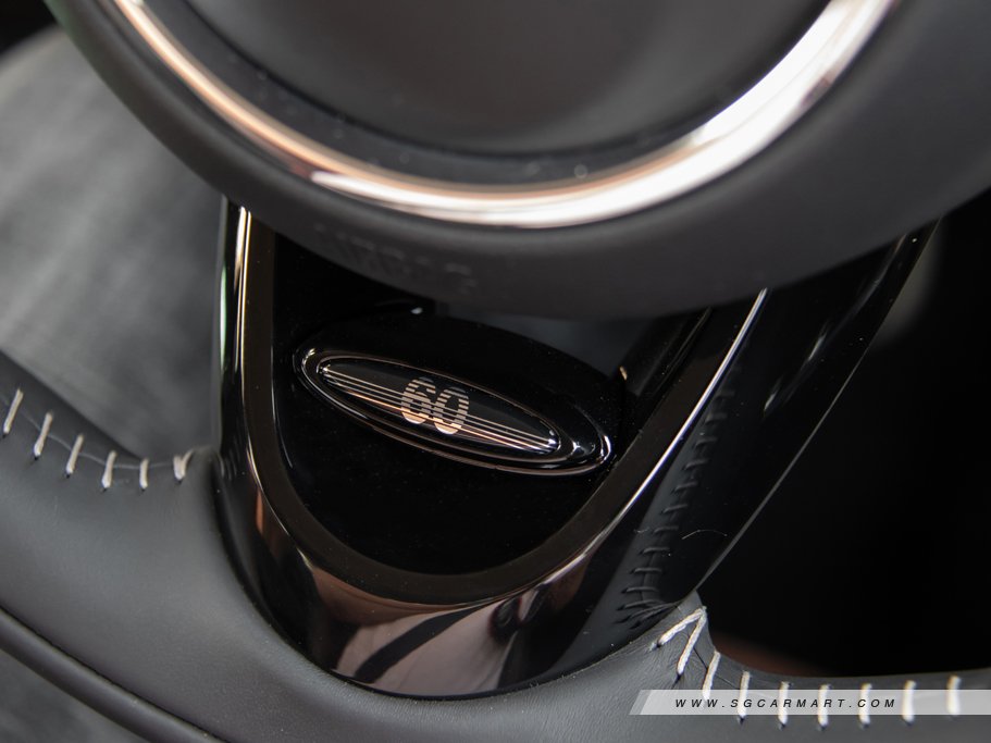 https://i.i-sgcm.com/new_cars/cars/12341/12341_g11