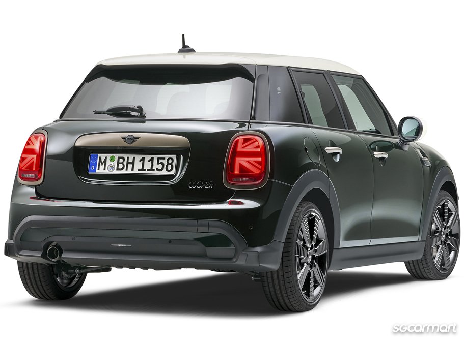 https://i.i-sgcm.com/new_cars/cars/12341/12341_g129