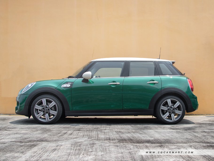https://i.i-sgcm.com/new_cars/cars/12341/12341_g4