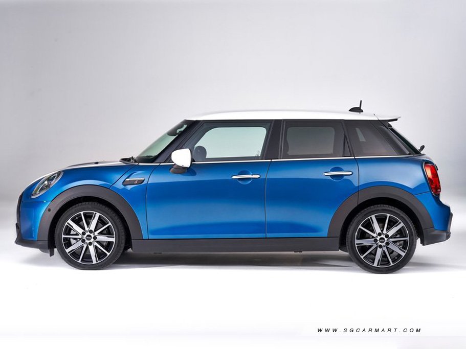 https://i.i-sgcm.com/new_cars/cars/12341/12341_g70
