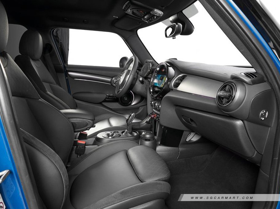 https://i.i-sgcm.com/new_cars/cars/12341/12341_g86