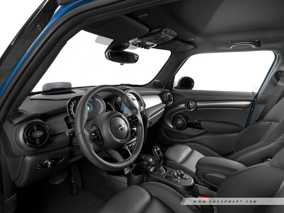 https://i.i-sgcm.com/new_cars/cars/12341/12341_g87