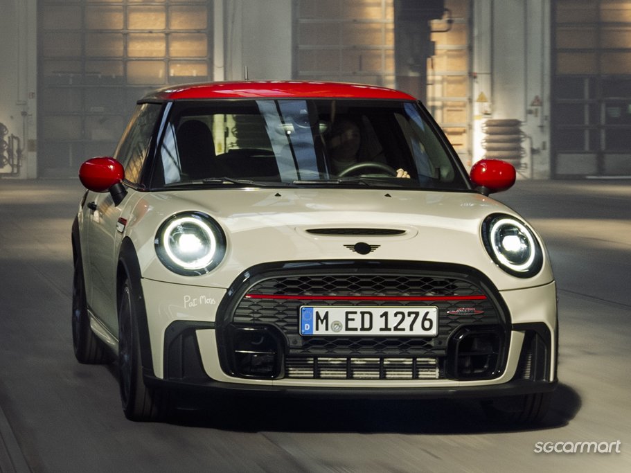 https://i.i-sgcm.com/new_cars/cars/12341/12341_g94