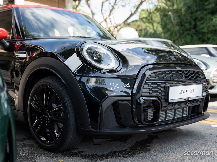 https://i.i-sgcm.com/new_cars/cars/12341/12341_g96