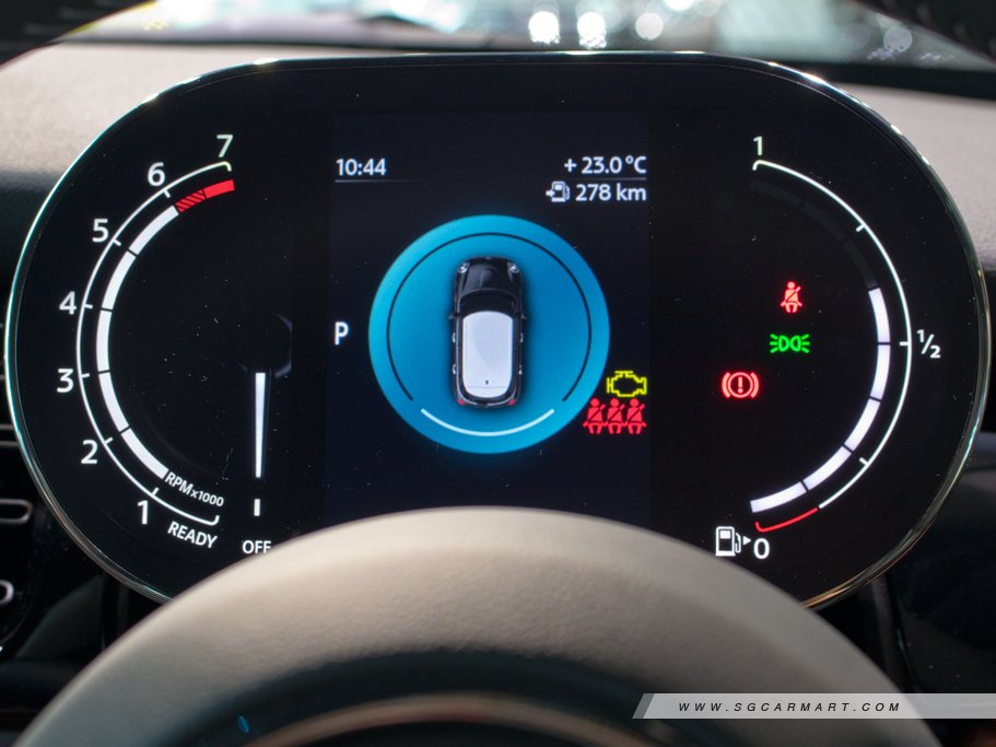 https://i.i-sgcm.com/new_cars/cars/12342/12342_g10
