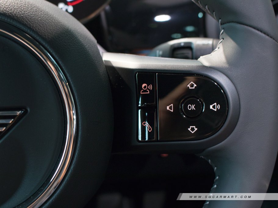 https://i.i-sgcm.com/new_cars/cars/12342/12342_g12