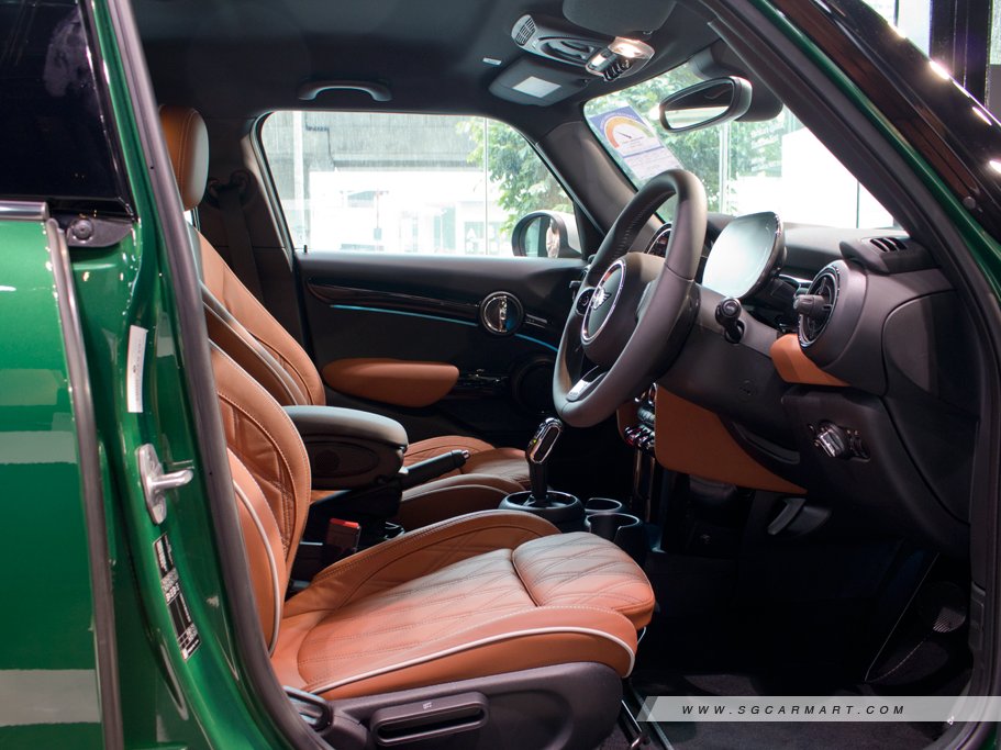 https://i.i-sgcm.com/new_cars/cars/12342/12342_g18