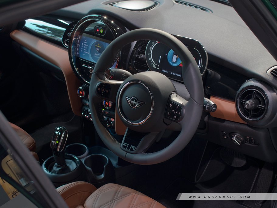 https://i.i-sgcm.com/new_cars/cars/12342/12342_g9
