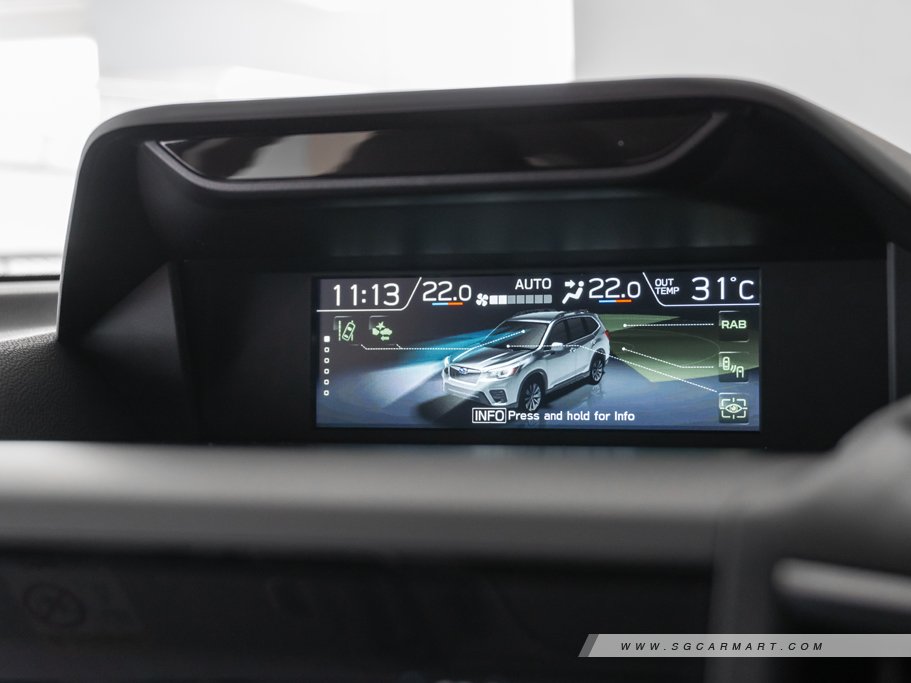 https://i.i-sgcm.com/new_cars/cars/12343/12343_g90