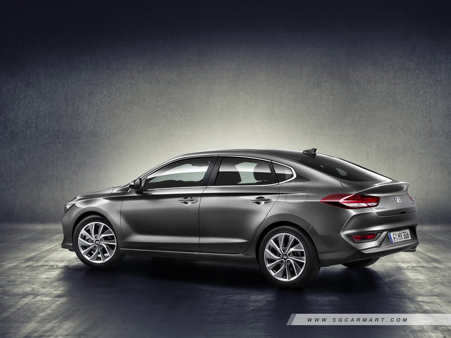 https://i.i-sgcm.com/new_cars/cars/12349/12349_g2