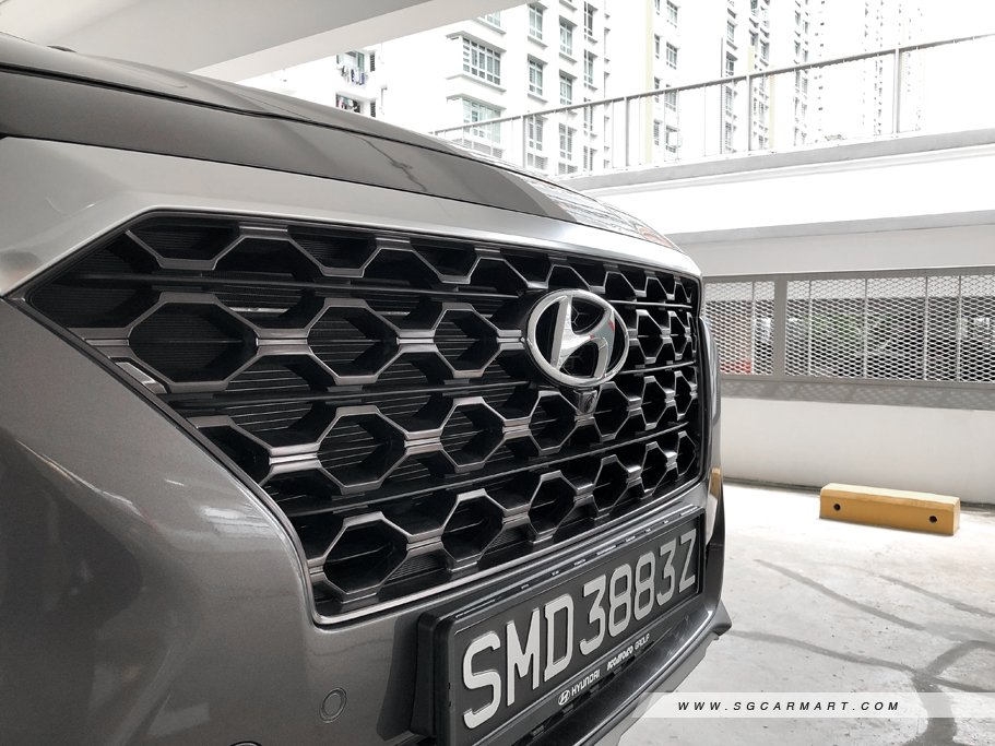 https://i.i-sgcm.com/new_cars/cars/12350/12350_g8