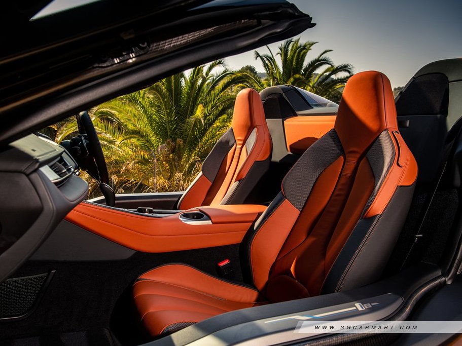 https://i.i-sgcm.com/new_cars/cars/12355/12355_g18