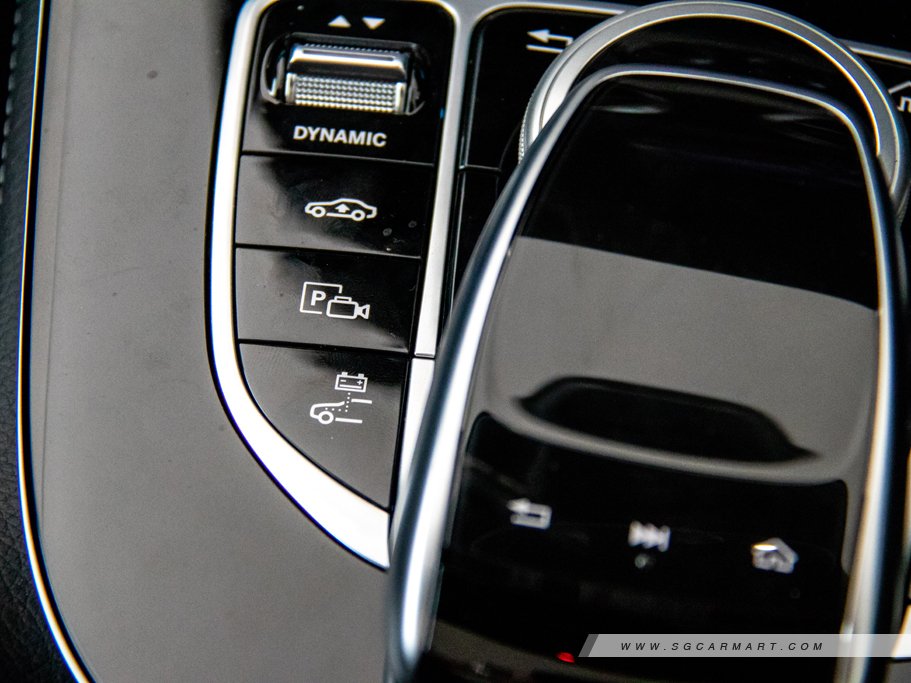 https://i.i-sgcm.com/new_cars/cars/12362/12362_g30