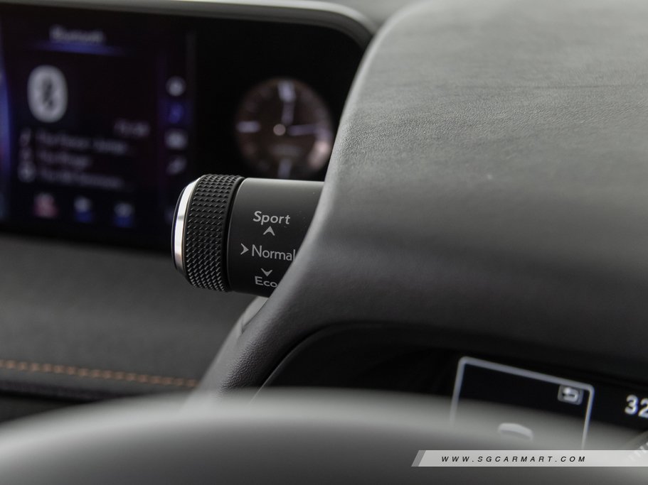 https://i.i-sgcm.com/new_cars/cars/12363/12363_g51