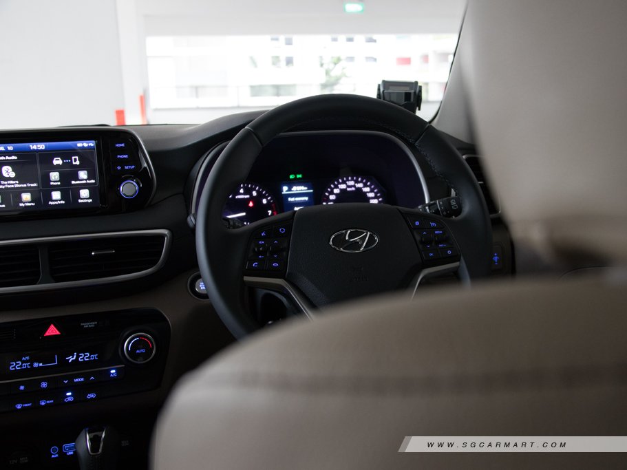 https://i.i-sgcm.com/new_cars/cars/12364/12364_g15