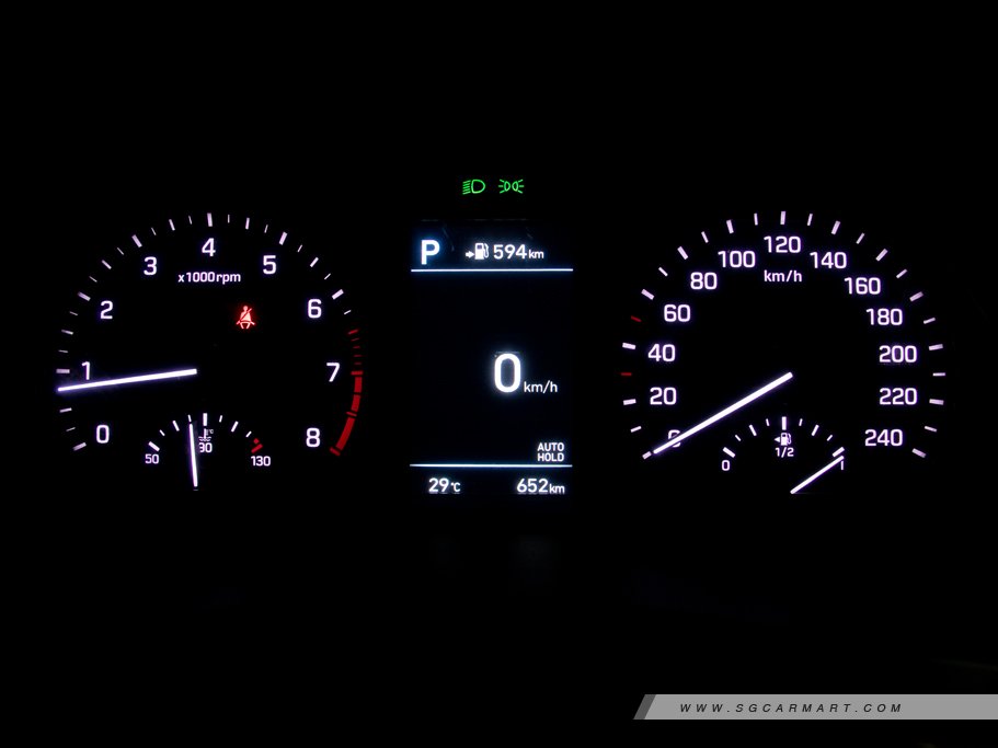 https://i.i-sgcm.com/new_cars/cars/12364/12364_g17