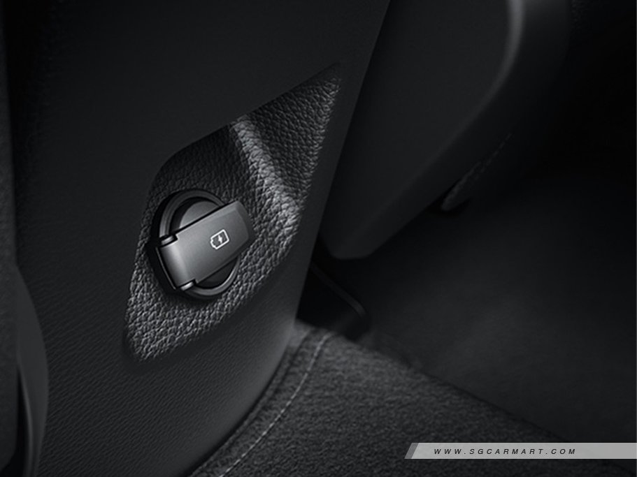 https://i.i-sgcm.com/new_cars/cars/12364/12364_g40