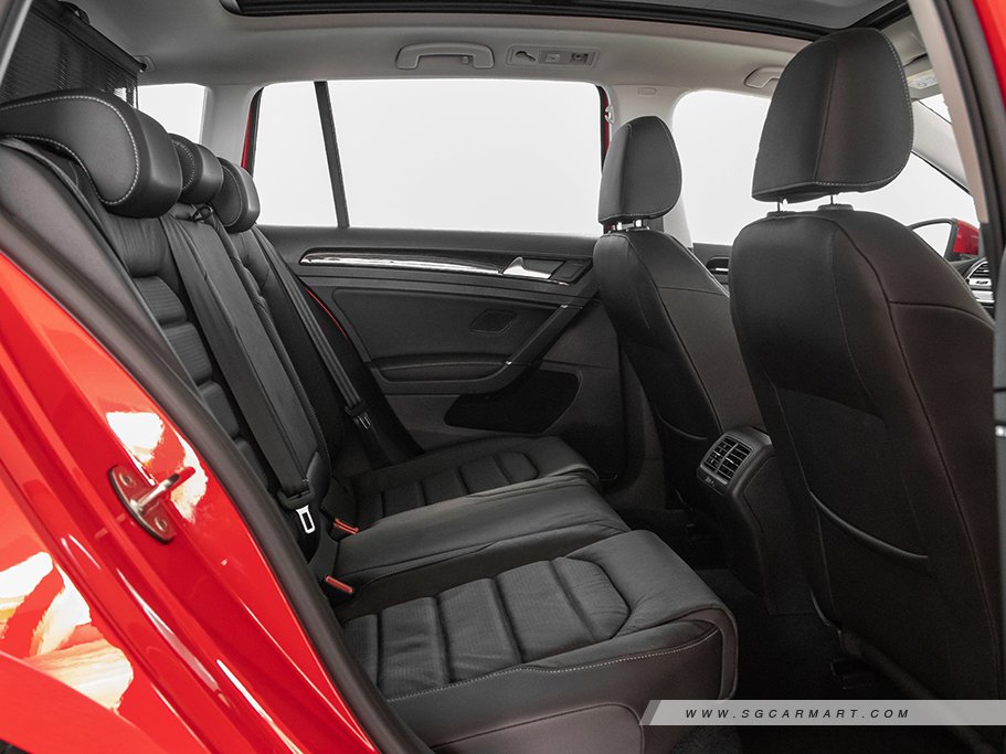 https://i.i-sgcm.com/new_cars/cars/12367/12367_g23