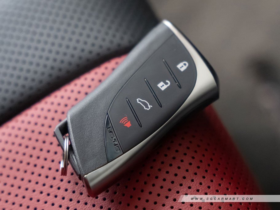 https://i.i-sgcm.com/new_cars/cars/12374/12374_g44